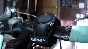 Garmin Forerunner 610 на руле велосипеда